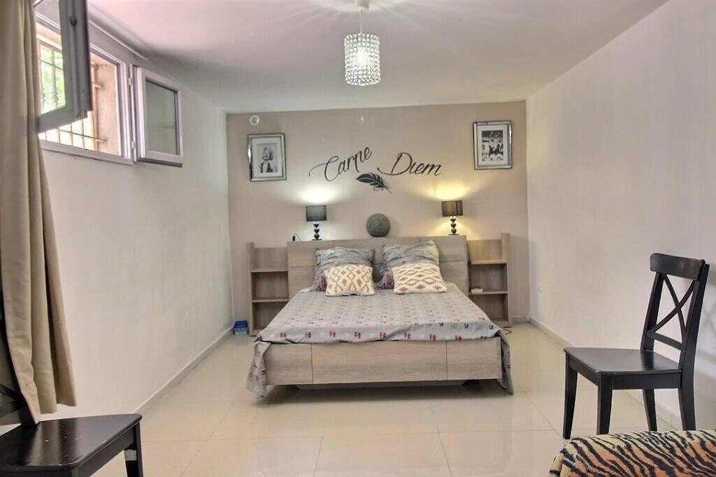 מרסיי Villa Avec Piscine Et 3 Logements Ideale Groupe מראה חיצוני תמונה