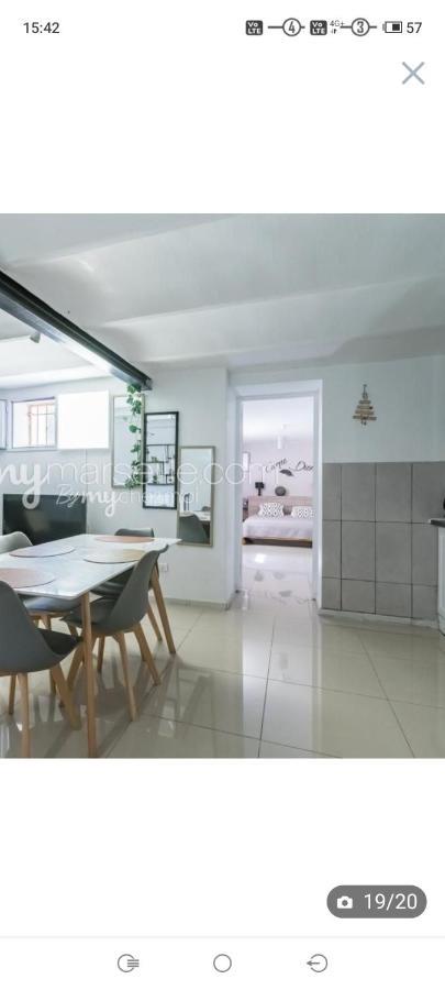 מרסיי Villa Avec Piscine Et 3 Logements Ideale Groupe מראה חיצוני תמונה